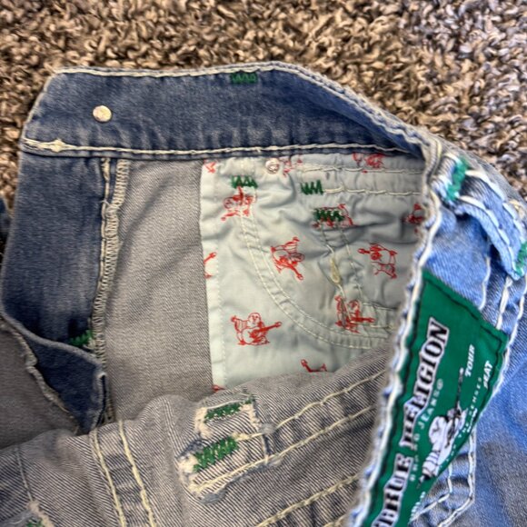 True Religion Ricki Super T Straight-Leg Jeans – Premium Denim (35" length) - Picture 5 of 5